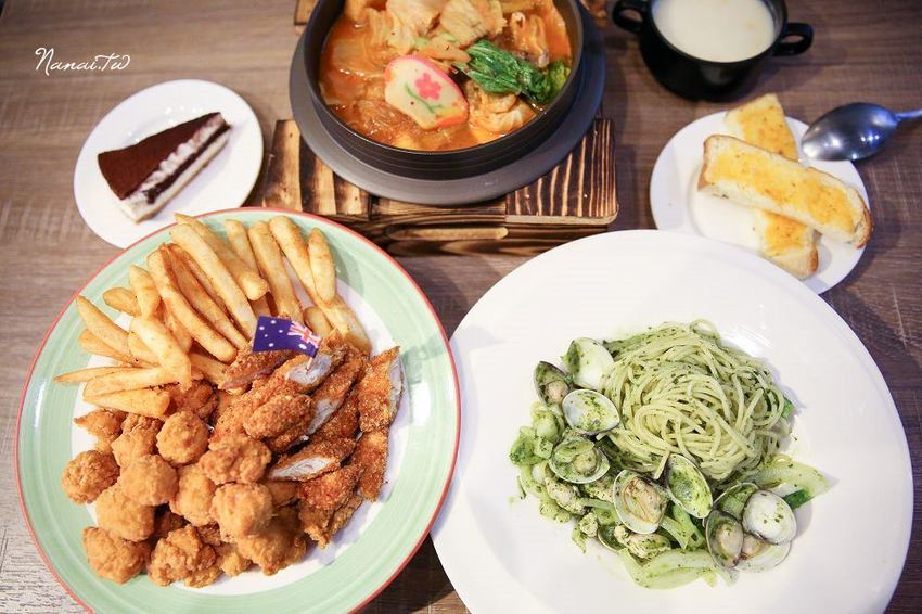 彰化市義起吃麵。純白色極簡風格,平價美味義大利麵店(飲料,冰淇淋,咖啡無限暢飲)