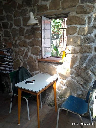 Cafe Hytte, nearby Sandiaoling, Hsinpei City, Taiwan, SJKen, Sep 13, 2019