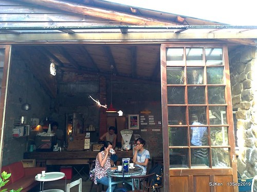 Cafe Hytte, nearby Sandiaoling, Hsinpei City, Taiwan, SJKen, Sep 13, 2019
