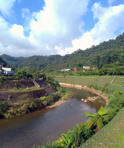 Cafe Hytte, nearby Sandiaoling, Hsinpei City, Taiwan, SJKen, Sep 13, 2019
