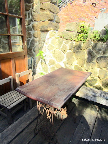 Cafe Hytte, nearby Sandiaoling, Hsinpei City, Taiwan, SJKen, Sep 13, 2019