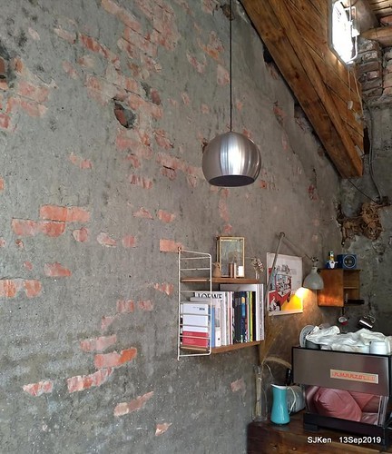 Cafe Hytte, nearby Sandiaoling, Hsinpei City, Taiwan, SJKen, Sep 13, 2019