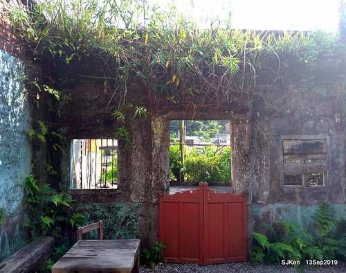 Cafe Hytte, nearby Sandiaoling, Hsinpei City, Taiwan, SJKen, Sep 13, 2019