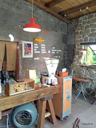 Cafe Hytte, nearby Sandiaoling, Hsinpei City, Taiwan, SJKen, Sep 13, 2019