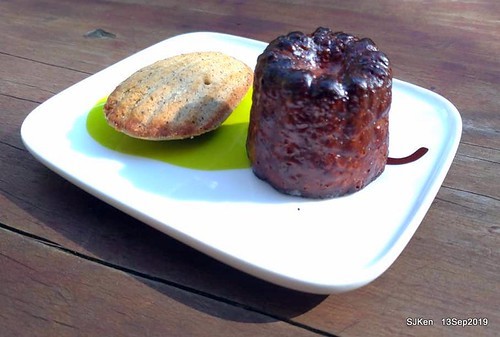 Cafe Hytte, nearby Sandiaoling, Hsinpei City, Taiwan, SJKen, Sep 13, 2019