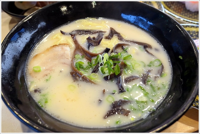 【連鎖】HAMA壽司(はま壽司).來自日本平價迴轉壽司!握壽司40元起,還有生魚片、拉麵、鍋物、季節料理,選擇多元!