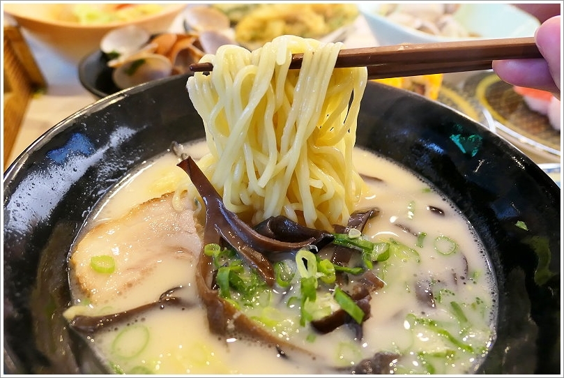 【連鎖】HAMA壽司(はま壽司).來自日本平價迴轉壽司!握壽司40元起,還有生魚片、拉麵、鍋物、季節料理,選擇多元!