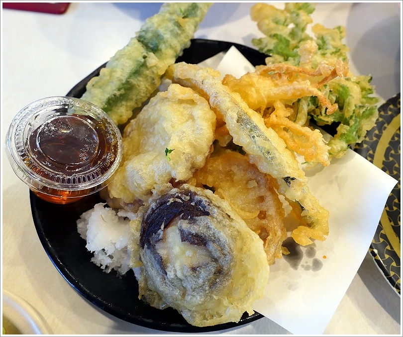 【連鎖】HAMA壽司(はま壽司).來自日本平價迴轉壽司!握壽司40元起,還有生魚片、拉麵、鍋物、季節料理,選擇多元!