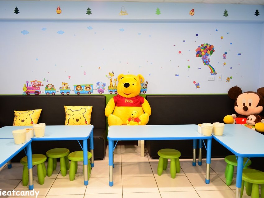 彰化後火車站親子餐廳分享，包場就有自己的遊戲室，料理也不錯吃喔！