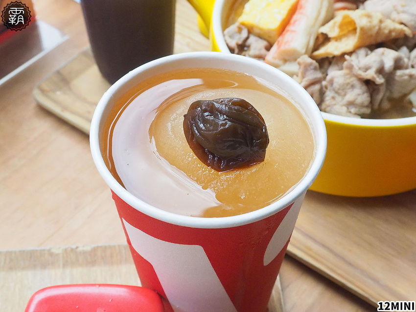 台中12MINI小火鍋登大人新鍋底！功夫沙茶鍋有超過半斤原塊肉片，內用紅茶喝到飽！