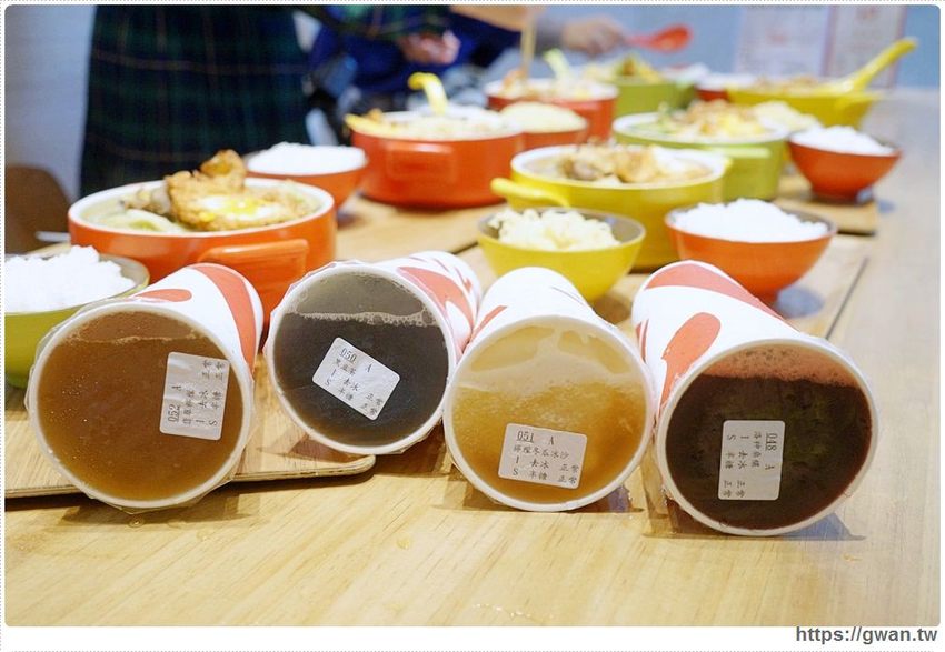 12MINI台中限定新菜單 | 加肉加蛋不加價，配料再升級！！