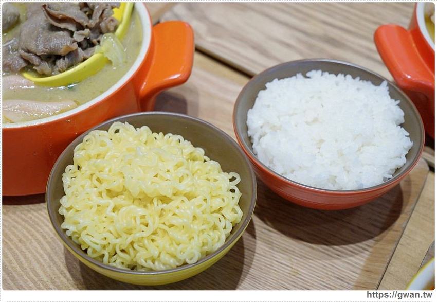 12MINI台中限定新菜單 | 加肉加蛋不加價，配料再升級！！