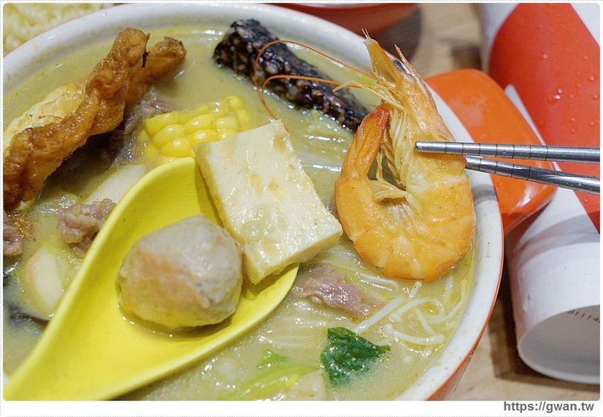 12MINI台中限定新菜單 | 加肉加蛋不加價，配料再升級！！