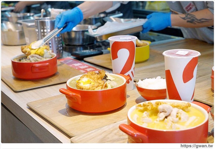 12MINI台中限定新菜單 | 加肉加蛋不加價，配料再升級！！