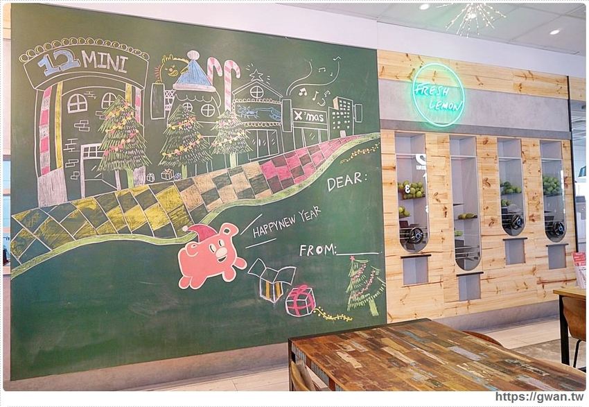 12MINI台中限定新菜單 | 加肉加蛋不加價，配料再升級！！