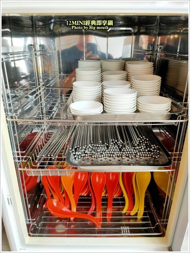 【台中火鍋】12 MINI鍋.石二鍋新品牌,不收服務費,快速方便!