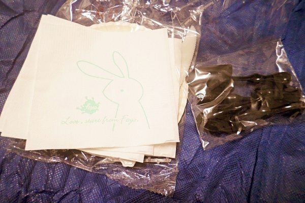 美食 ░ 母親節全台限定版， 法雅 鳳梨義式冰淇淋蛋糕， 用唇齒間味蕾滿足你的視覺