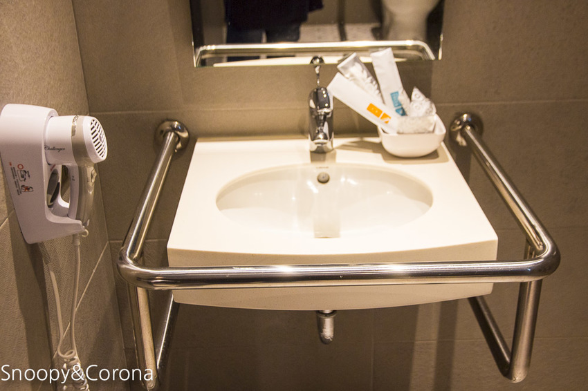 【住宿．新北】碧潭住宿／新加州景觀旅館～緊鄰碧潭水岸與捷運站，親子房附設玩具箱，親子度假好愜意