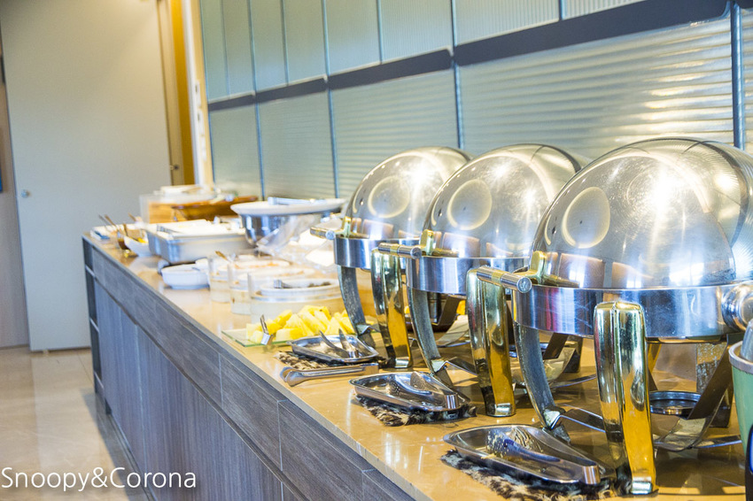 【住宿．新北】碧潭住宿／新加州景觀旅館～緊鄰碧潭水岸與捷運站，親子房附設玩具箱，親子度假好愜意