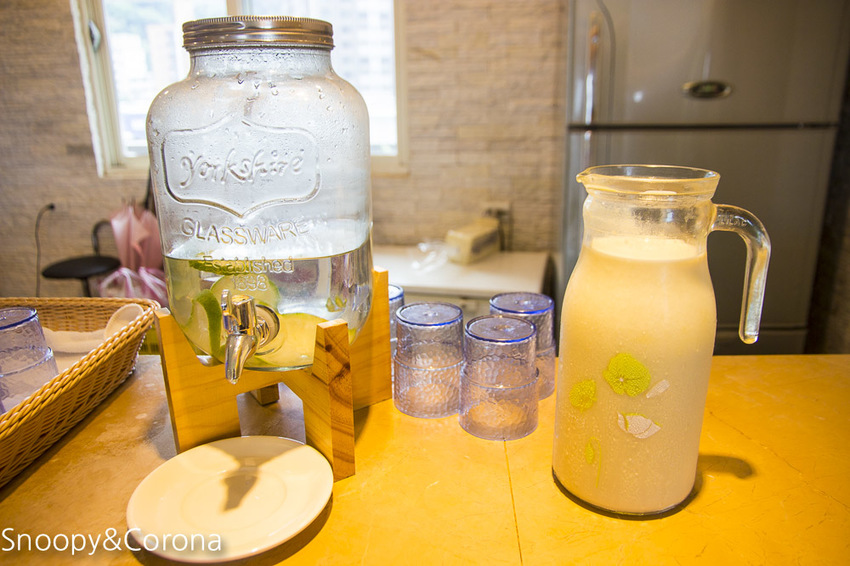 【住宿．新北】碧潭住宿／新加州景觀旅館～緊鄰碧潭水岸與捷運站，親子房附設玩具箱，親子度假好愜意