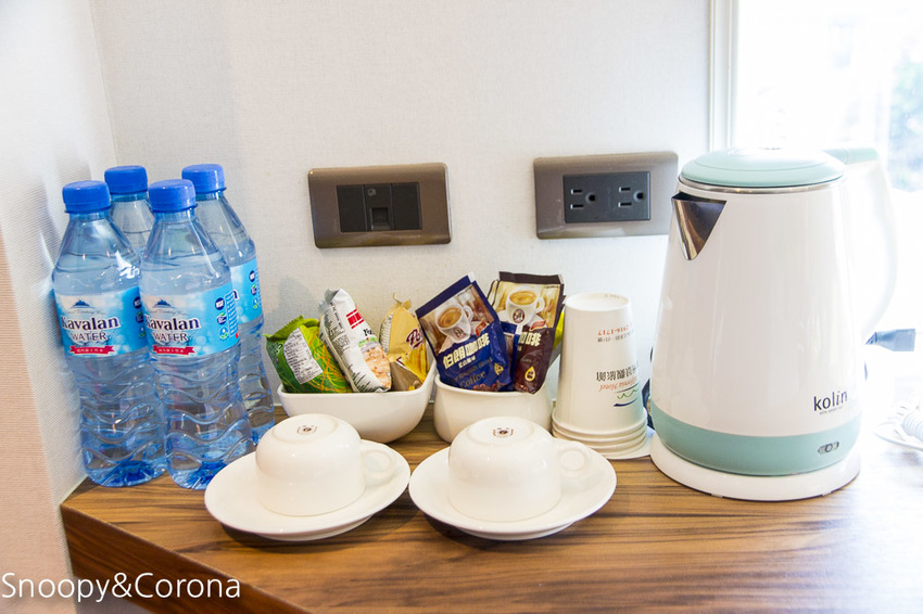 【住宿．新北】碧潭住宿／新加州景觀旅館～緊鄰碧潭水岸與捷運站，親子房附設玩具箱，親子度假好愜意