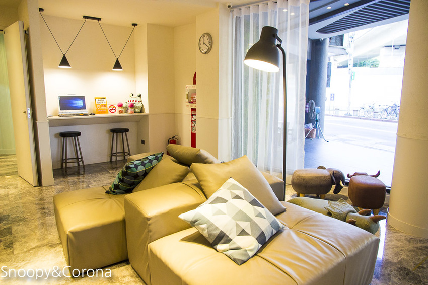 【住宿．新北】碧潭住宿／新加州景觀旅館～緊鄰碧潭水岸與捷運站，親子房附設玩具箱，親子度假好愜意