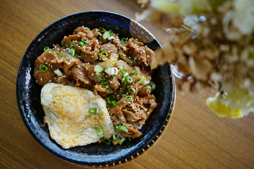 桃園｜醬饌燒肉蛋吐司 美味肉蛋吐司．限量午間燒肉丼推薦！桃園區可外送~ - 奇奇一起玩樂趣