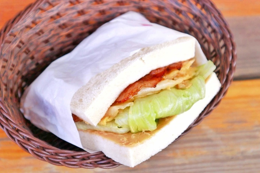 醬饌燒肉蛋吐司