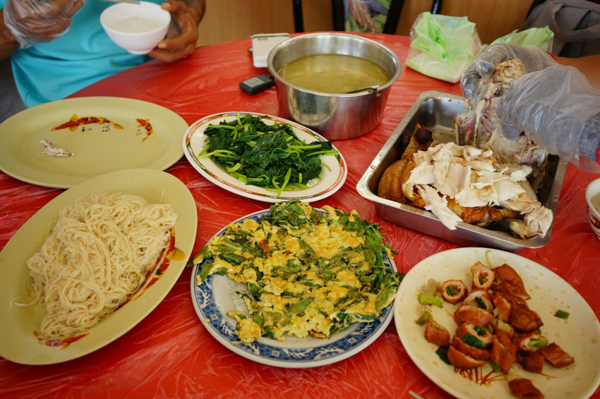 台南|玉井 宮仔檸檬雞 桶仔雞升級版吮指回味檸檬雞 - 奇奇一起玩樂趣