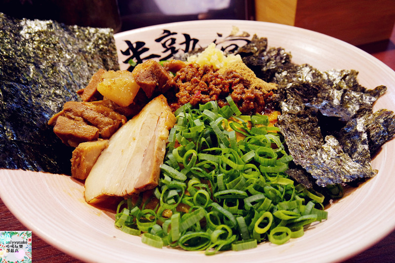 FoOd台北東區【半熟堂Hanjyukudo Taiwan】一次品嚐到兩家日本排隊名店合作選出的人氣料理,超美味半熟飯,台灣拉麵 - ONLYYUSUKE*吃喝玩樂都最高