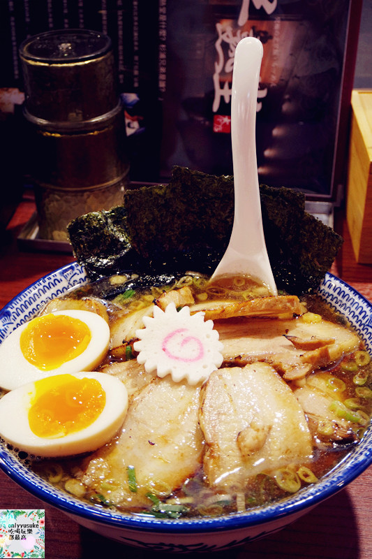 FoOd台北東區【半熟堂Hanjyukudo Taiwan】一次品嚐到兩家日本排隊名店合作選出的人氣料理,超美味半熟飯,台灣拉麵 - ONLYYUSUKE*吃喝玩樂都最高