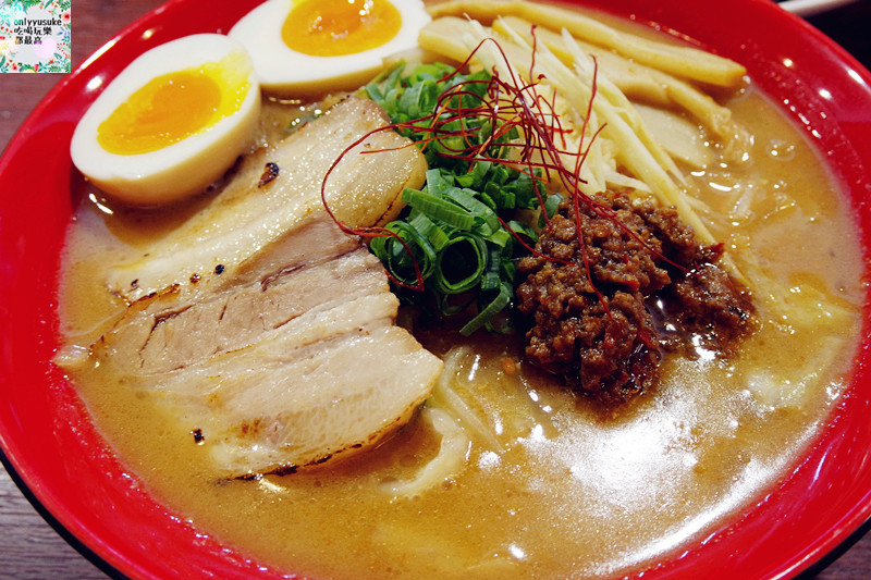 FoOd台北東區【半熟堂Hanjyukudo Taiwan】一次品嚐到兩家日本排隊名店合作選出的人氣料理,超美味半熟飯,台灣拉麵 - ONLYYUSUKE*吃喝玩樂都最高