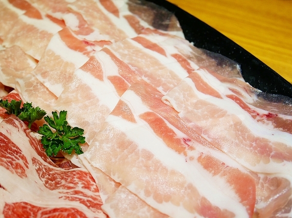 龍周職人鍋物:龍周職人鍋物-高雄左營高CP值火鍋 海鮮肉品都非常新鮮 套餐霸氣外露一定要試試