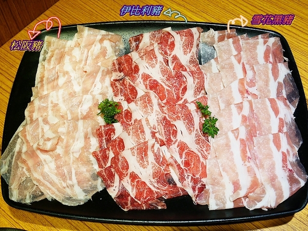 龍周職人鍋物:龍周職人鍋物-高雄左營高CP值火鍋 海鮮肉品都非常新鮮 套餐霸氣外露一定要試試