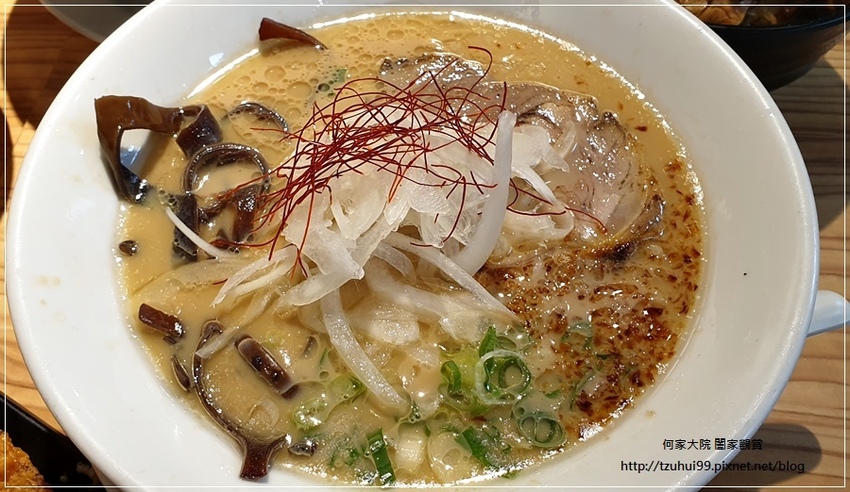 雞玉錦拉麵(環球A8店)~林口龜山好吃拉麵+機場捷運長庚醫院A8站美食 24.jpg