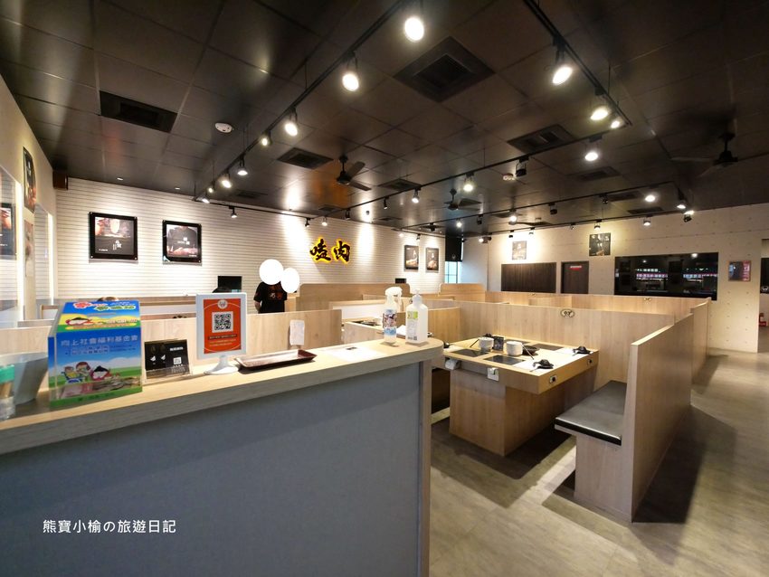 【台中大里美食】嗑肉石鍋大里店,平日不限時段來店指定套餐送小海鮮拼盤!台中火鍋推薦。 @熊寶小榆の旅遊日記
