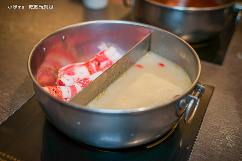 紅九九個人鴛鴦鍋