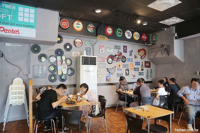 台南牛排｜19號倉庫鐵板牛排仁德店~誰說平價吃到飽沒有好牛排?沙拉吧珍珠奶茶無限量供應加麵加飯不加價! - 台南好Food遊