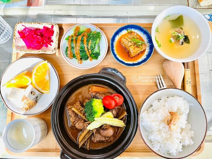 大樹、院子與人情味，百年古厝裡的美味時光，甘樂食堂 @魚兒 x 牽手明太子的「視」界旅行