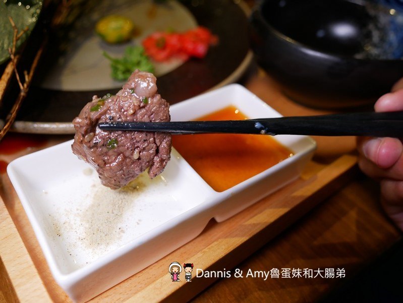 《新竹美食》牛丁次郎坊燒肉丼飯x深夜裡的和魂燒肉x新竹概念店。彰化名店食尚玩家力推新竹也吃得到！菜單必點分享︱  巨城附近餐廳（影片）