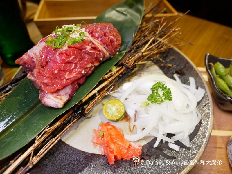 《新竹美食》牛丁次郎坊燒肉丼飯x深夜裡的和魂燒肉x新竹概念店。彰化名店食尚玩家力推新竹也吃得到！菜單必點分享︱  巨城附近餐廳（影片）