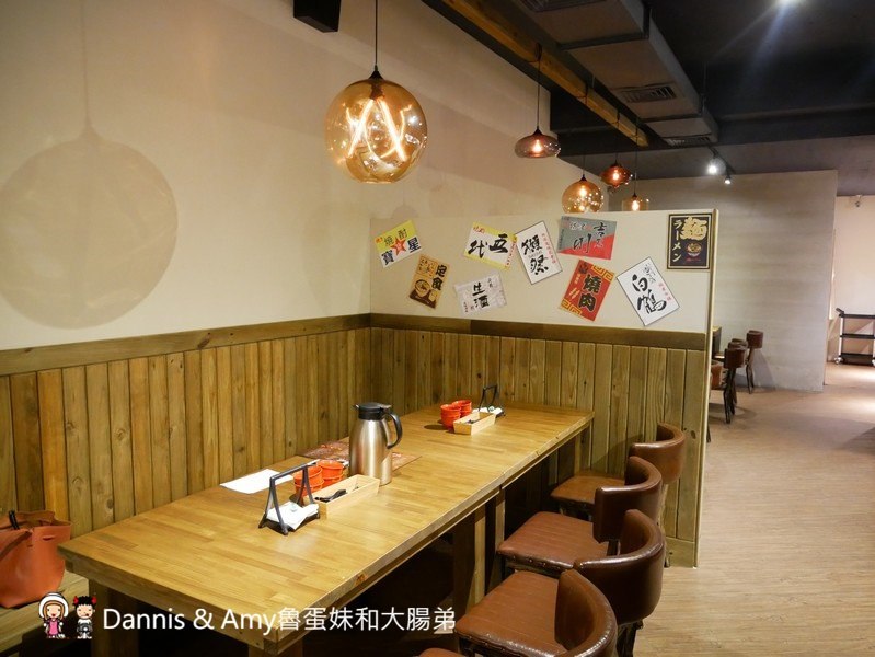 《新竹美食》牛丁次郎坊燒肉丼飯x深夜裡的和魂燒肉x新竹概念店。彰化名店食尚玩家力推新竹也吃得到！菜單必點分享︱  巨城附近餐廳（影片）