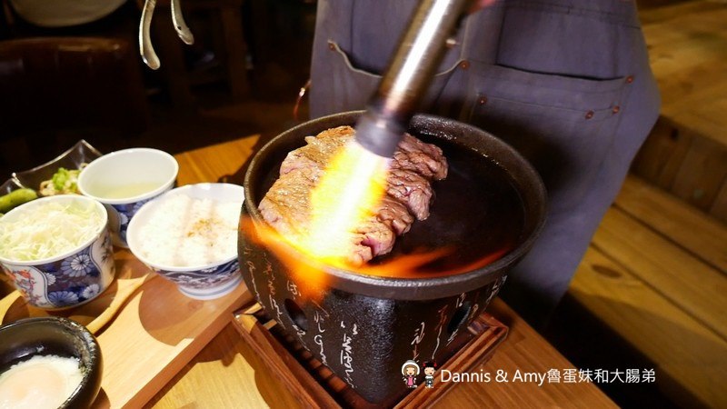 《新竹美食》牛丁次郎坊燒肉丼飯x深夜裡的和魂燒肉x新竹概念店。彰化名店食尚玩家力推新竹也吃得到！菜單必點分享︱  巨城附近餐廳（影片）