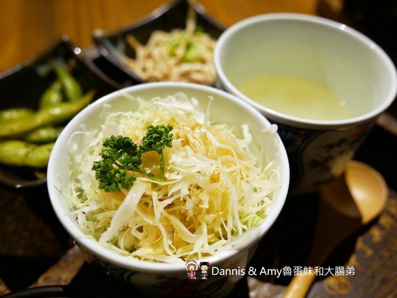 《新竹美食》牛丁次郎坊燒肉丼飯x深夜裡的和魂燒肉x新竹概念店。彰化名店食尚玩家力推新竹也吃得到！菜單必點分享︱  巨城附近餐廳（影片）