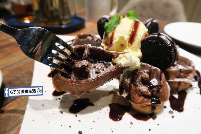 南京三民早午餐-好拾光 Good Moments.OREO明治冰淇淋鬆餅