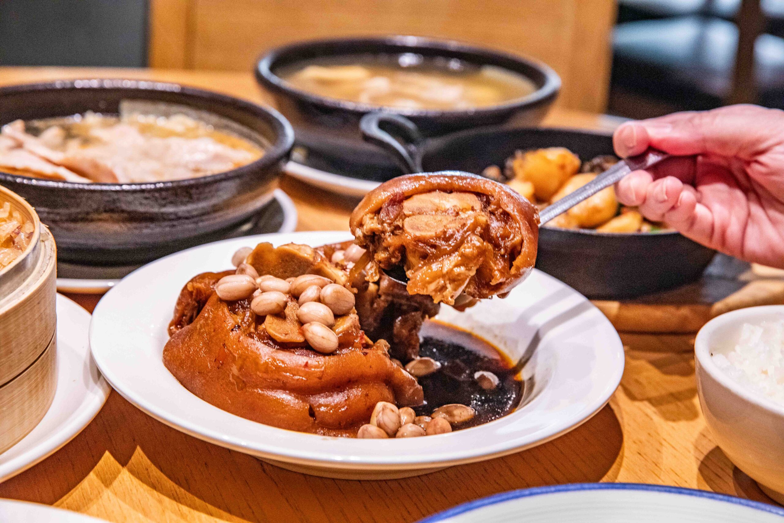 甲天下新台菜料理！海霸王深耕台菜，辦桌經典少人也能爽吃！