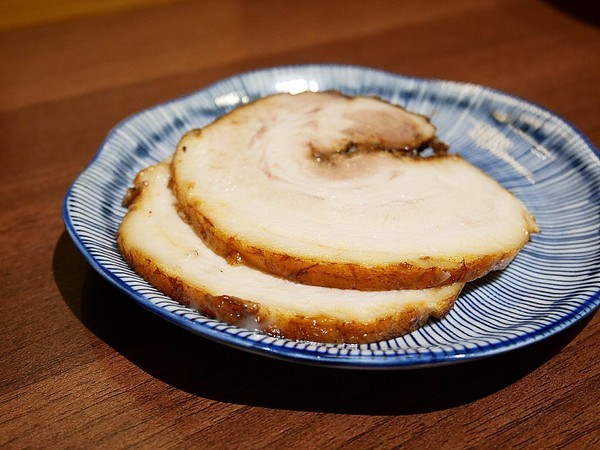 佐丨拉麵:佐一拉麵-台中西屯漢口路道地拉麵 經典醬油、味噌雙味擄獲老饕的胃 想吃拉麵不用跑日本