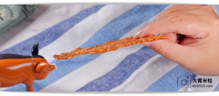 淡水老街必買伴手禮,愛牧手作工坊,招牌杏仁牛軋糖,手工牛軋餅,杏仁豬肉紙,超級涮嘴好吃!可網路宅配,淡水美食推薦,宅配牛軋糖禮盒推薦, - 大胃米粒 DAVID & MILLY