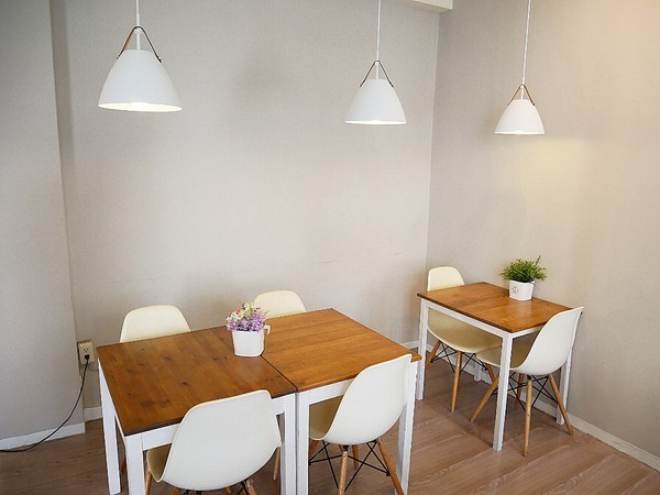 義娜堤餐廚Eternity Café:義娜堤餐廚Eternity Café-台中北區義式餐廳 中國醫巷弄美食 師承義大利人的道地料理 別緻空間設計 用餐後也有聊天小天地