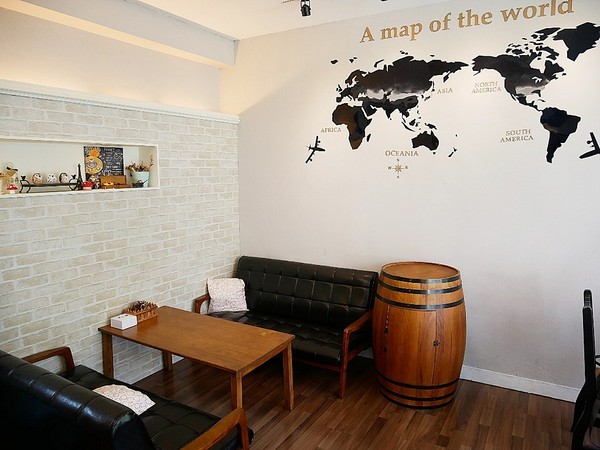 義娜堤餐廚Eternity Café:義娜堤餐廚Eternity Café-台中北區義式餐廳 中國醫巷弄美食 師承義大利人的道地料理 別緻空間設計 用餐後也有聊天小天地